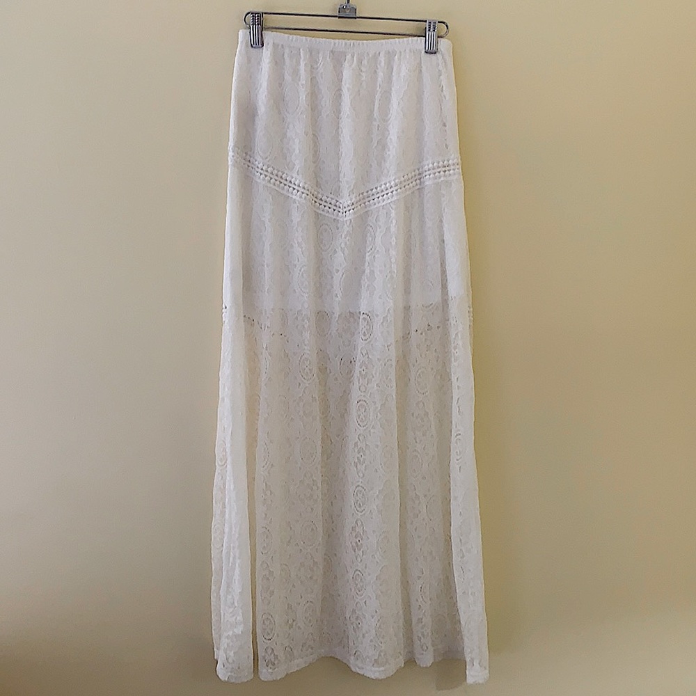 White Beach Lace Maxi Skirt